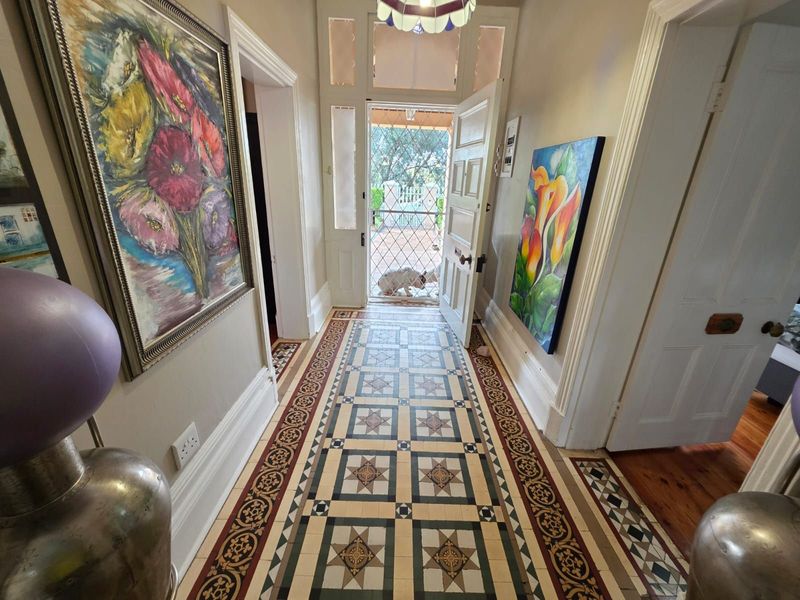 House For Sale in Belgravia - Photo 3