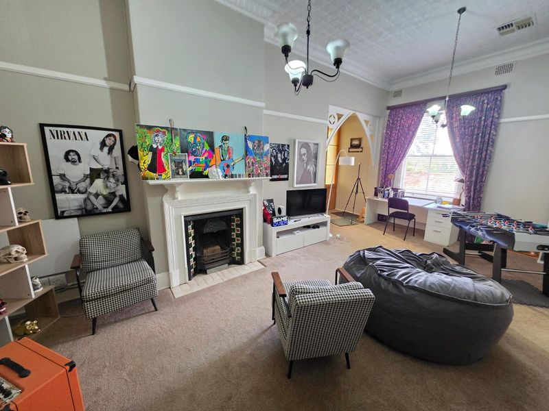 House For Sale in Belgravia - Photo 9