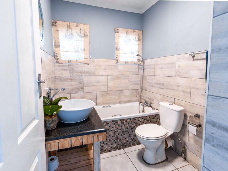 Apartment For Sale in St Lucia Central - Photo 9