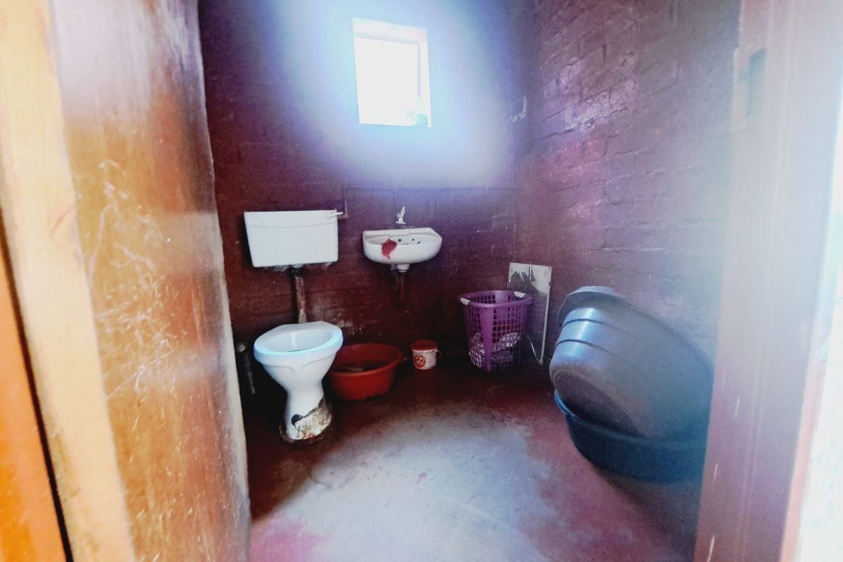 House For Sale in Mamelodi East - Photo 4