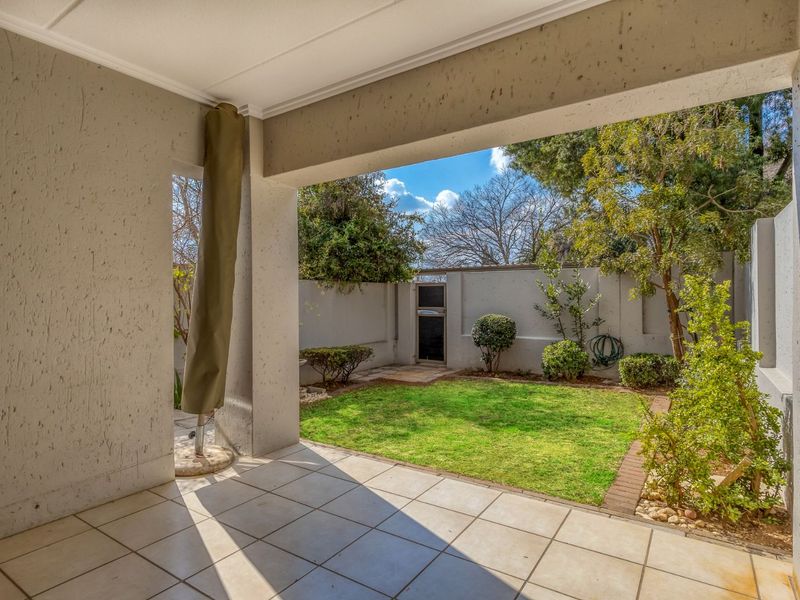 Apartment For Sale in Bryanston - Photo 8