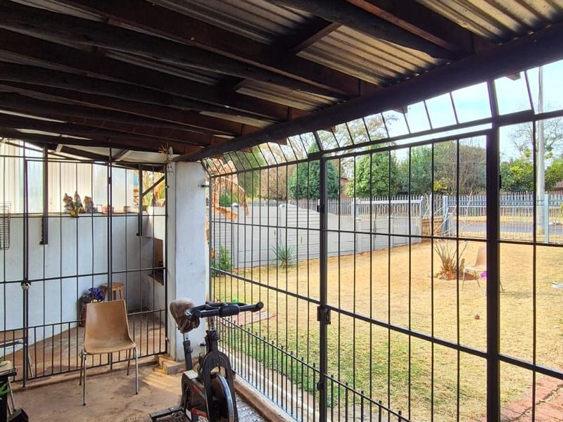 House For Sale in Lydenburg Central - Photo 9