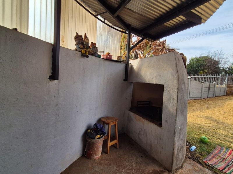 House For Sale in Lydenburg Central - Photo 10