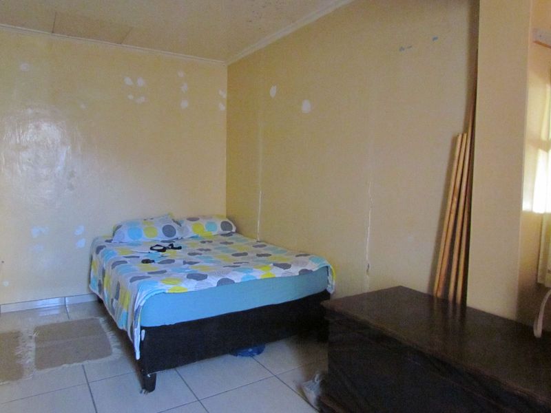 House For Sale in Arcadia - Photo 6