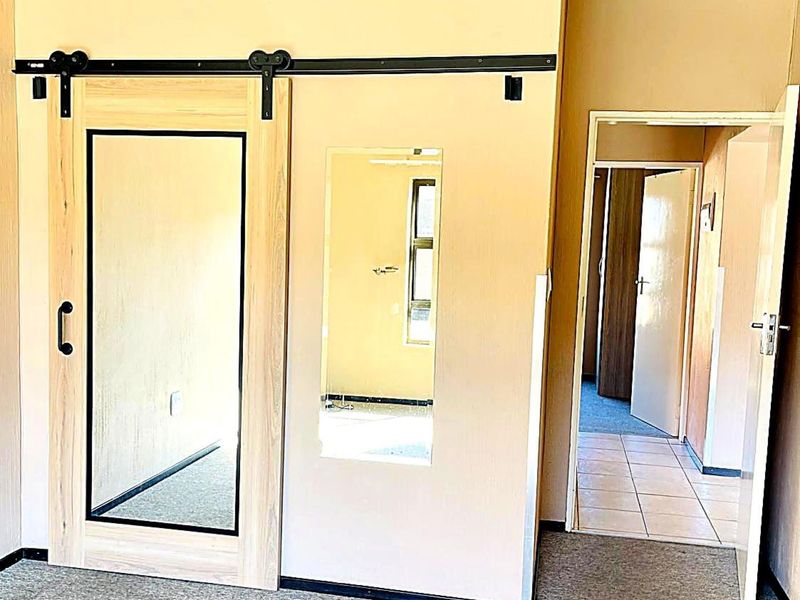 Apartment For Sale in Randpark Ridge - Photo 4