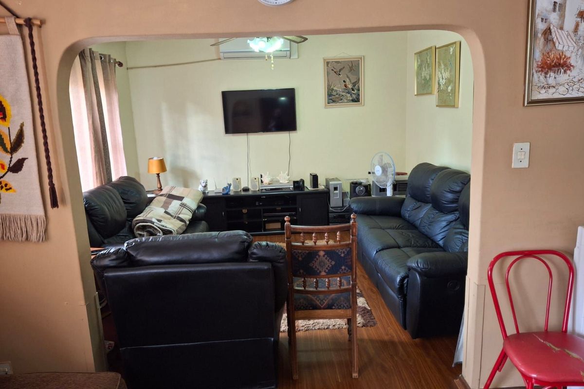 House For Sale in Pretoria North - Photo 2