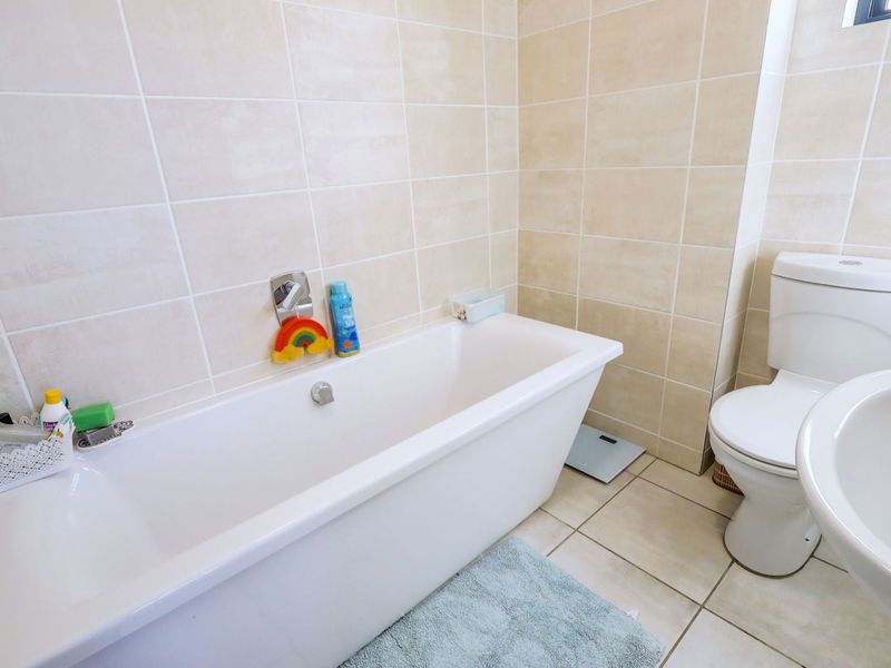 Apartment For Sale in Greencreek Lifestlye Estate - Photo 10