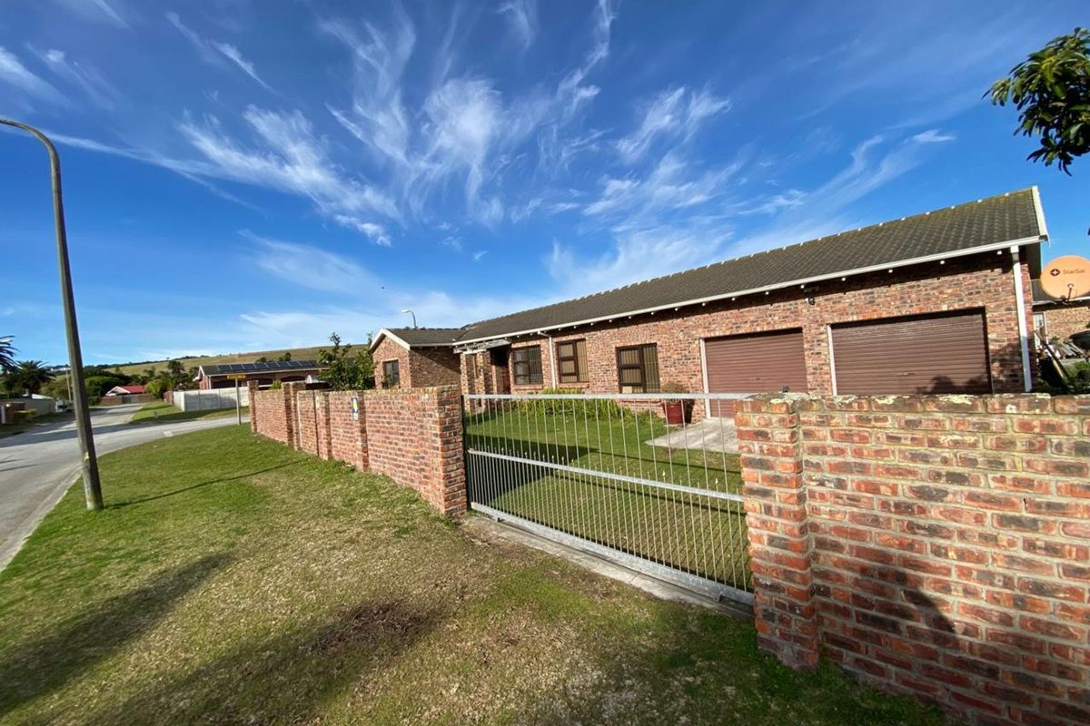 House For Sale in Kamma Park - Photo 2