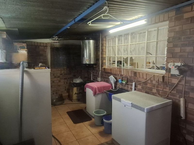 Townhouse For Sale in Flora Park - Photo 8