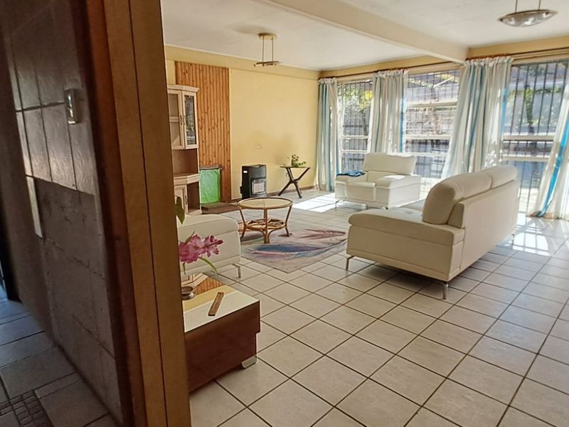 House For Sale in Rietfontein - Photo 5