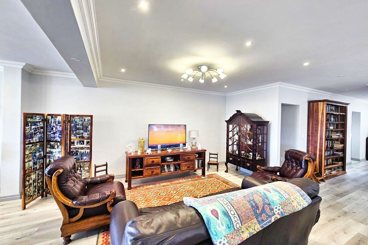 House For Sale in Wilderness Central - Photo 4