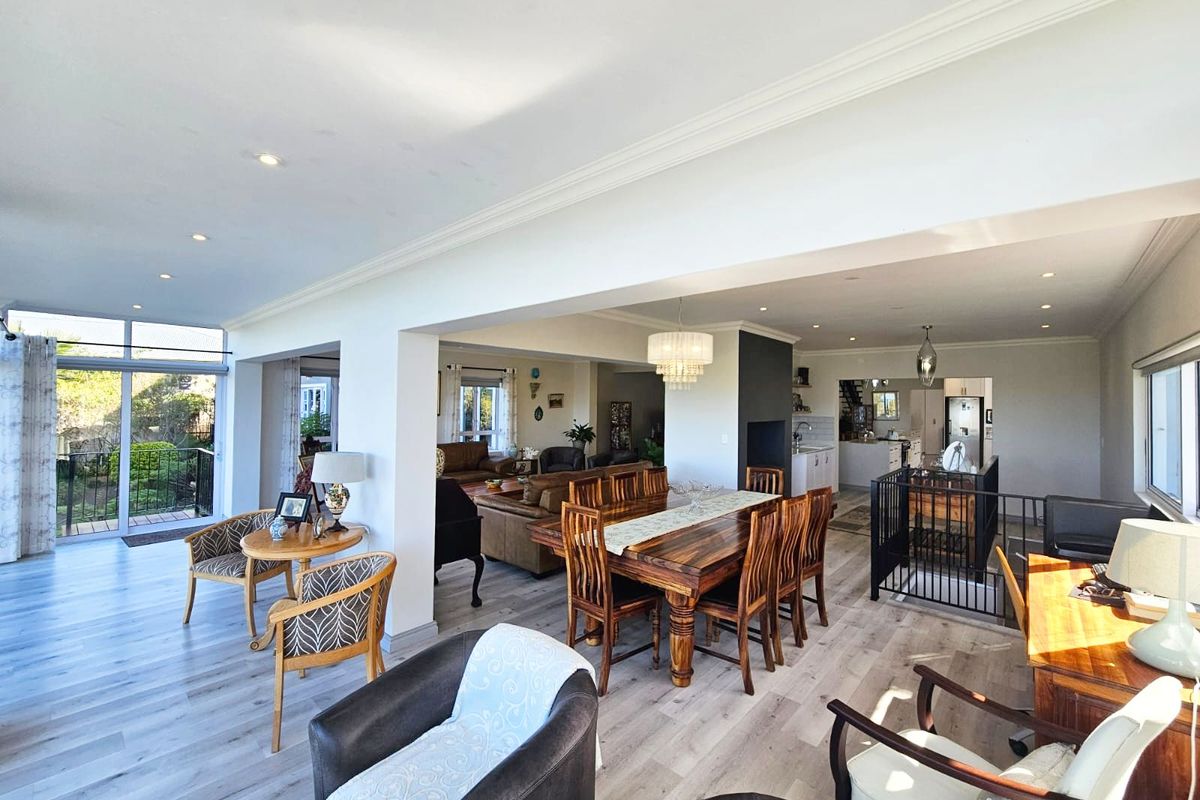 House For Sale in Wilderness Central - Photo 3