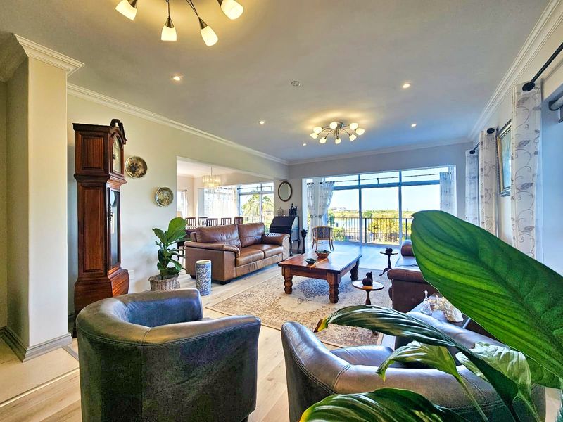 House For Sale in Wilderness Central - Photo 6