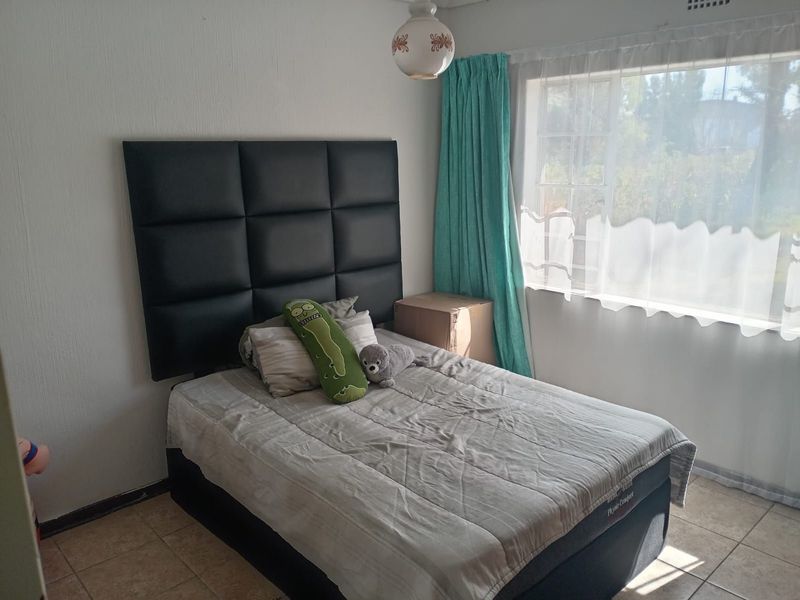 Townhouse For Sale in Horizon View - Photo 7