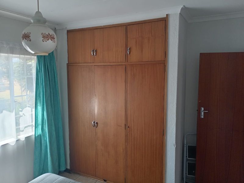 Townhouse For Sale in Horizon View - Photo 6