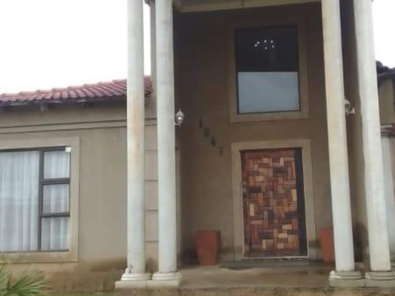 House For Sale in Kokosi - Photo 3