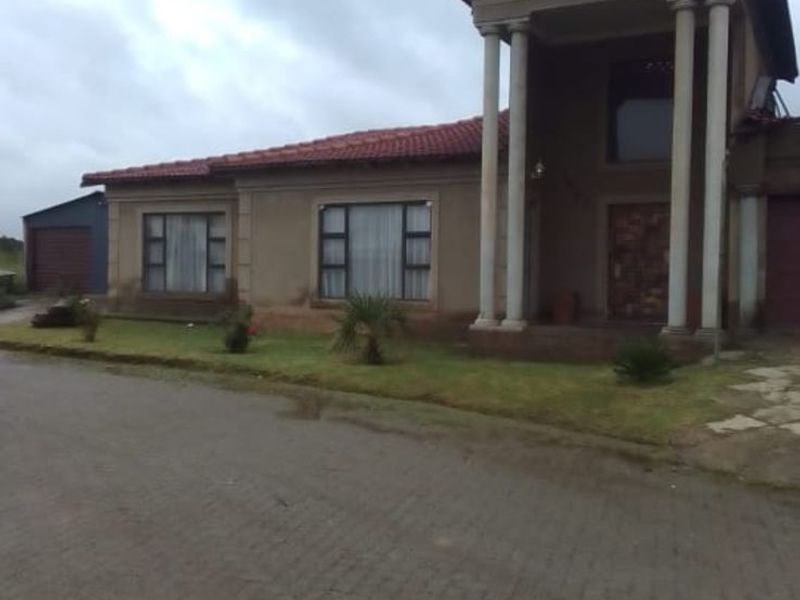 House For Sale in Kokosi - Photo 2