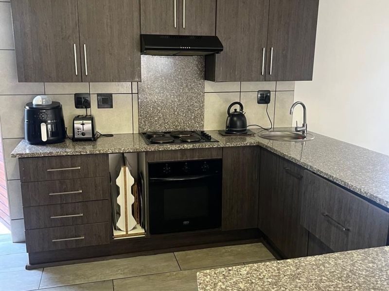 House For Sale in Annlin - Photo 9