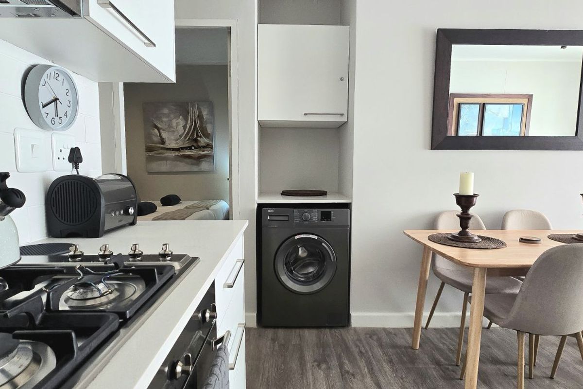 Apartment For Sale in Mossel Bay Central - Photo 4