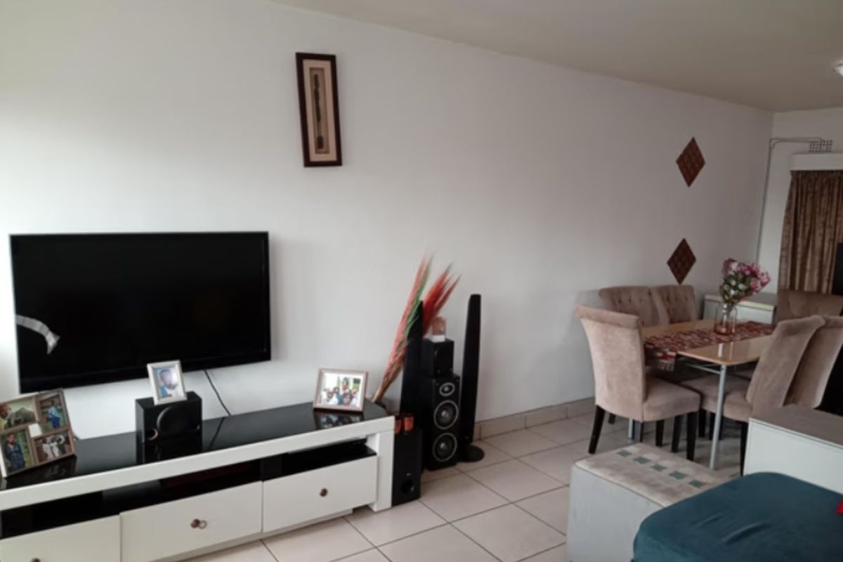 Apartment For Sale in Ferndale - Photo 2