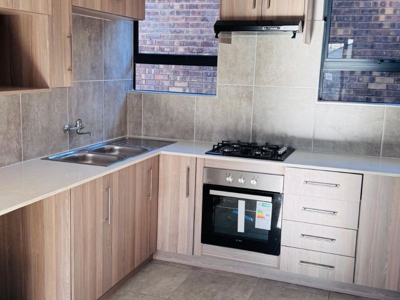 House For Sale in Die Heuwel - Photo 5