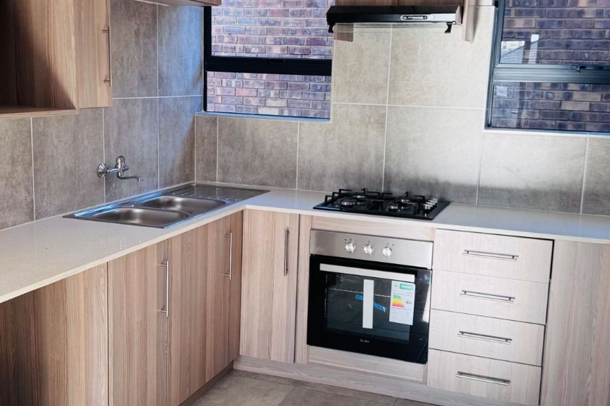 House For Sale in Die Heuwel - Photo 5