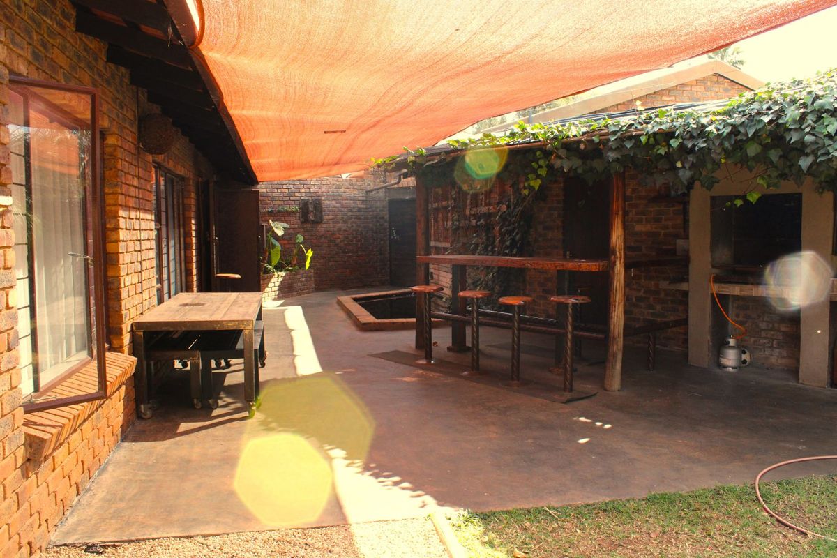 House For Sale in Doornpoort - Photo 4