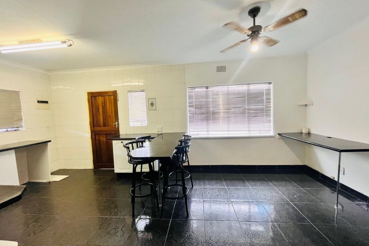 House For Sale in Reefhaven - Photo 3