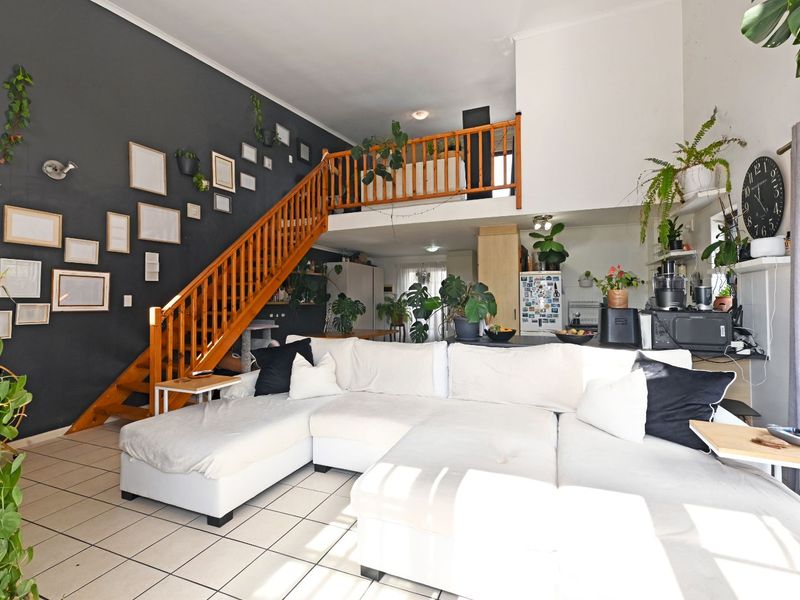 Apartment For Sale in Diep River - Photo 3