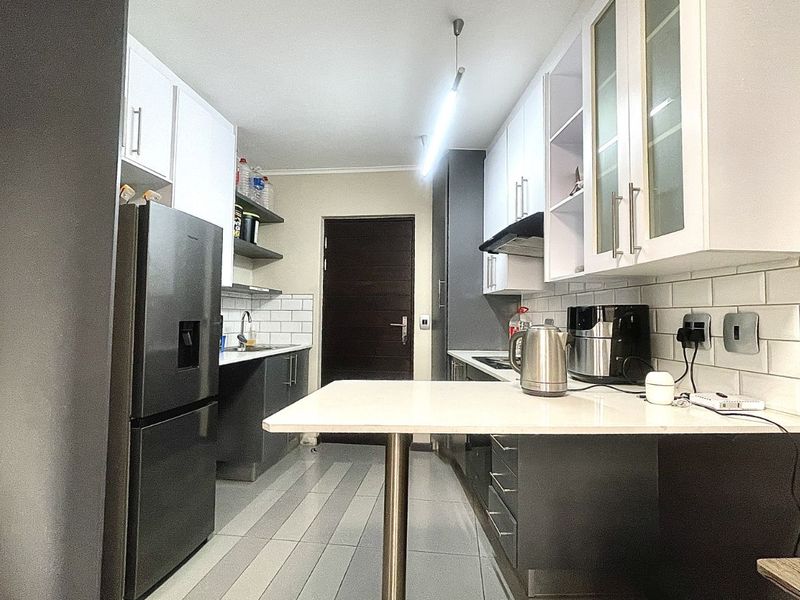 Apartment For Sale in Hatfield - Photo 4