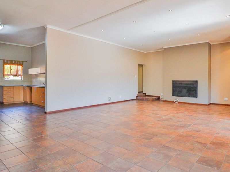 House For Sale in Montagu Central - Photo 5