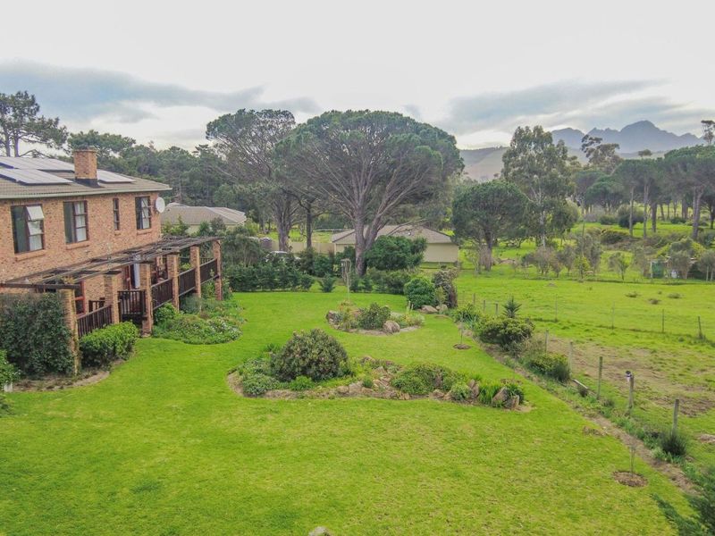 House For Sale in High Riding Country Estate - Photo 5