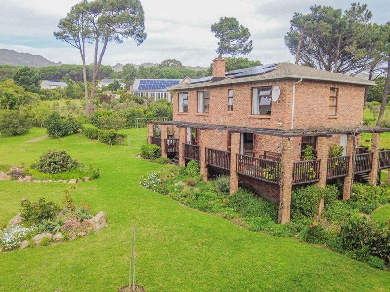 House For Sale in High Riding Country Estate - Photo 2