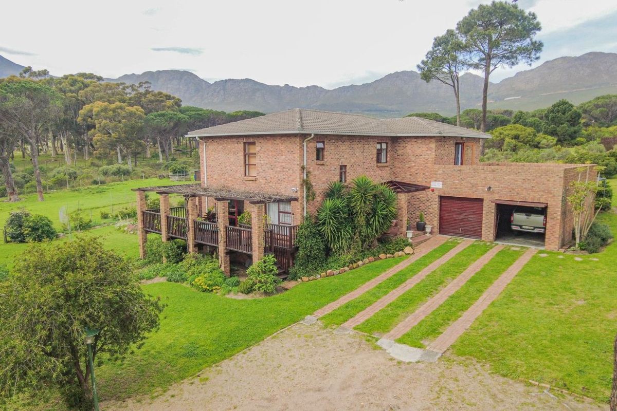 House For Sale in High Riding Country Estate - Photo 3