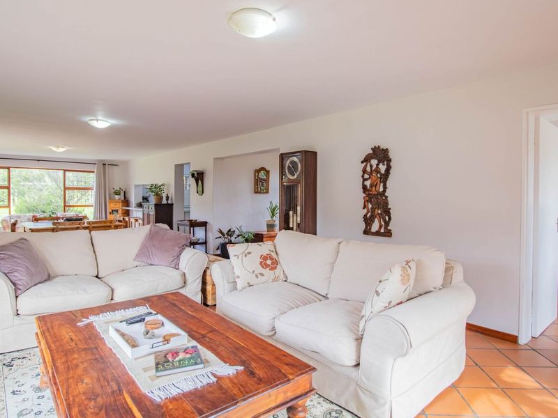 House For Sale in High Riding Country Estate - Photo 9