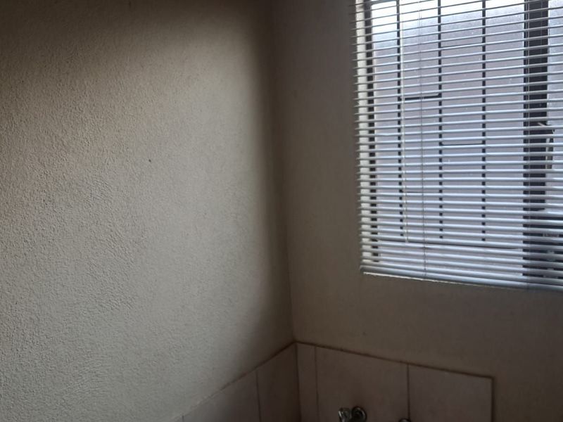 House For Sale in Soshanguve East - Photo 7