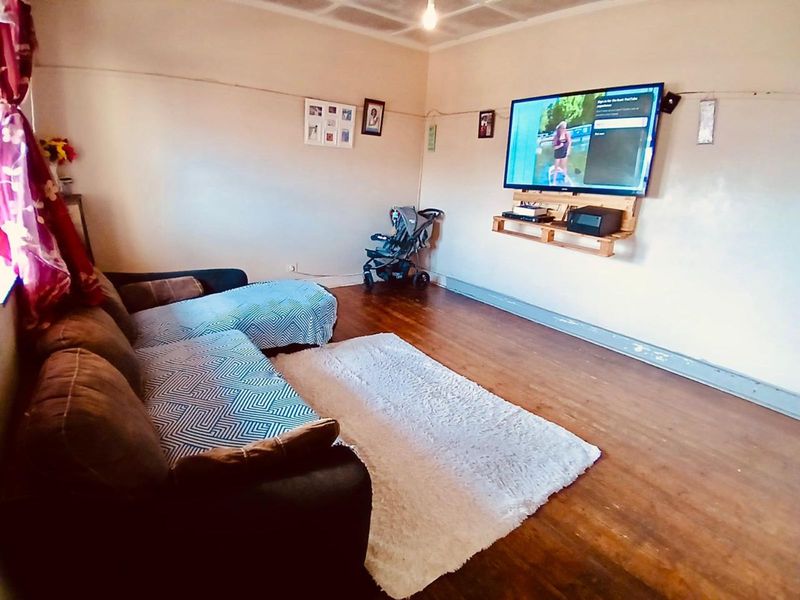 Apartment For Sale in North End - Photo 6