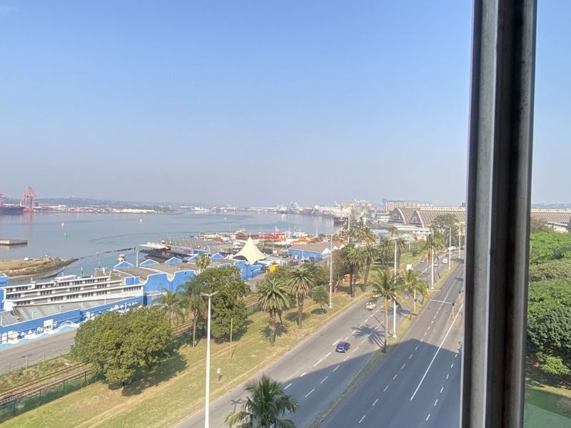 Apartment For Sale in Esplanade - Photo 2