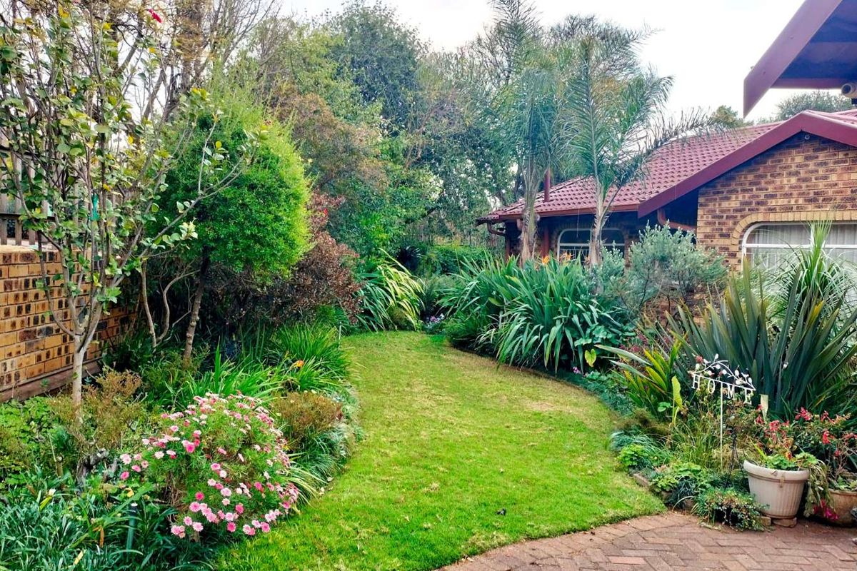 House For Sale in Wilro Park - Photo 3