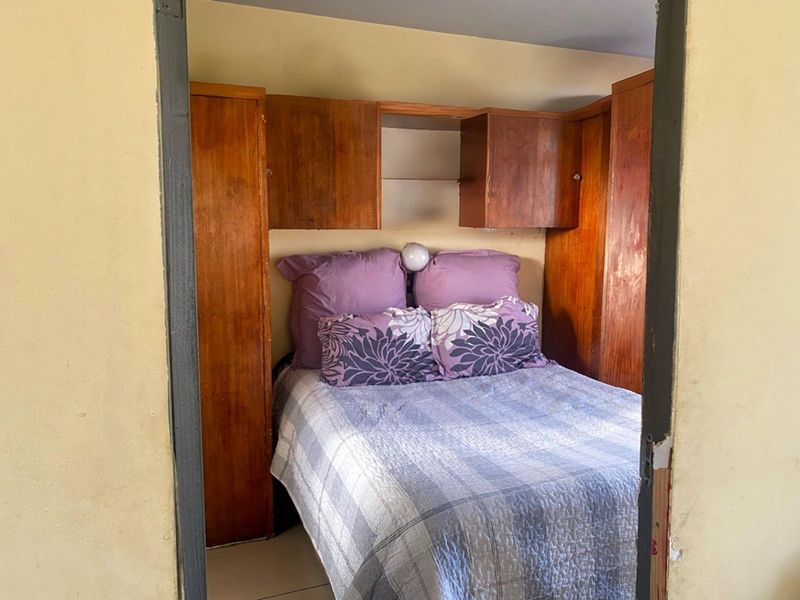 Apartment For Sale in Sunnyside - Photo 8