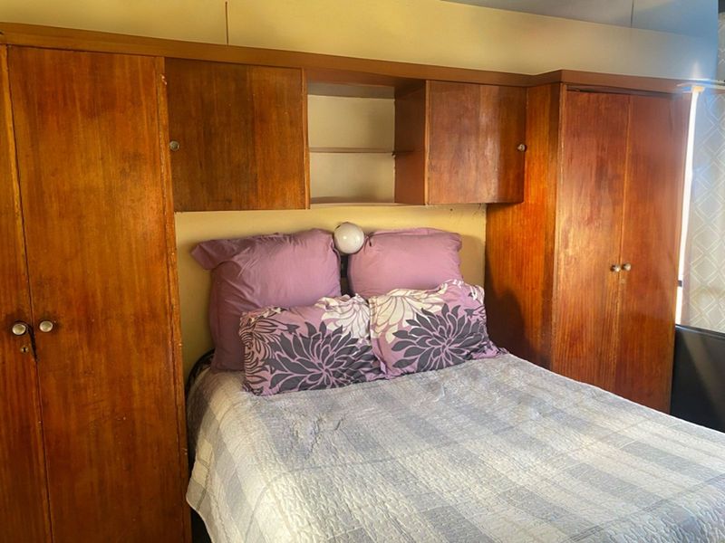 Apartment For Sale in Sunnyside - Photo 7