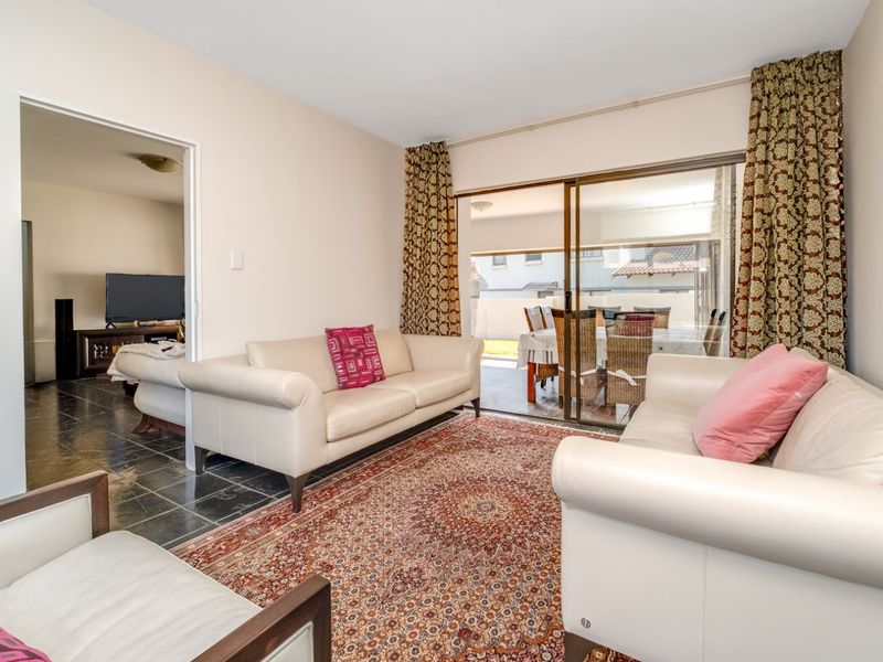 House For Sale in Greengate - Photo 6