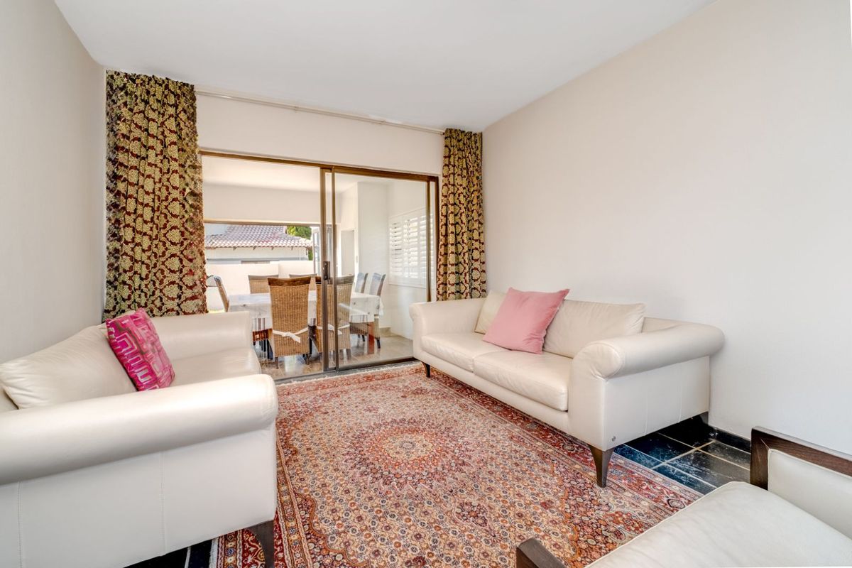 House For Sale in Greengate - Photo 5