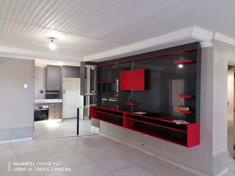 House For Sale in Seshego 9L - Photo 4
