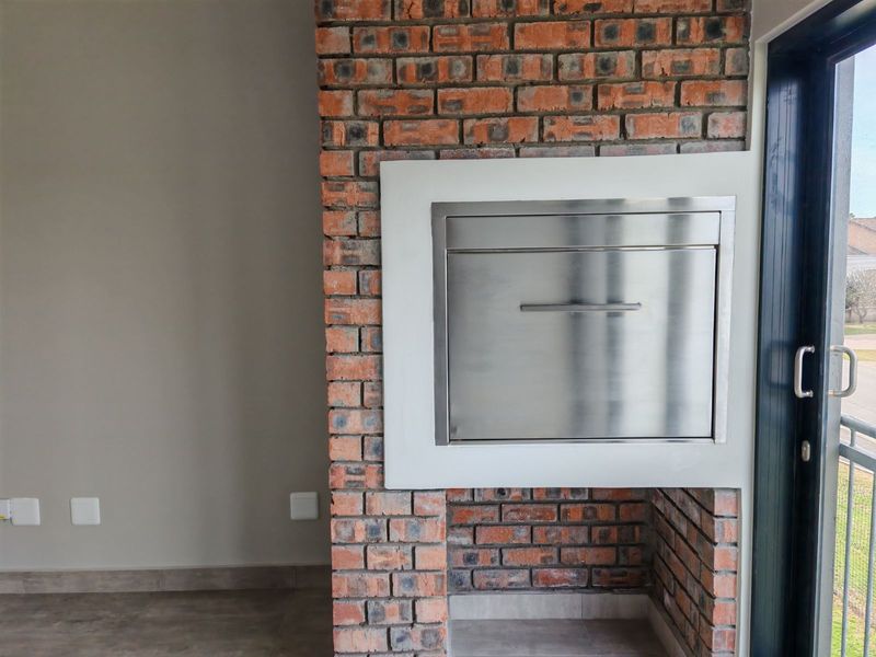 Apartment For Sale in Hartenbos Central - Photo 9