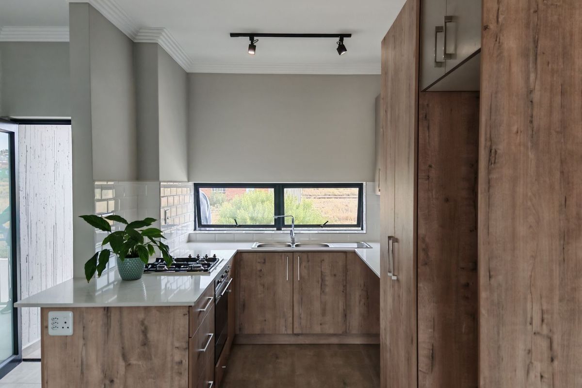 Apartment For Sale in Hartenbos Central - Photo 5