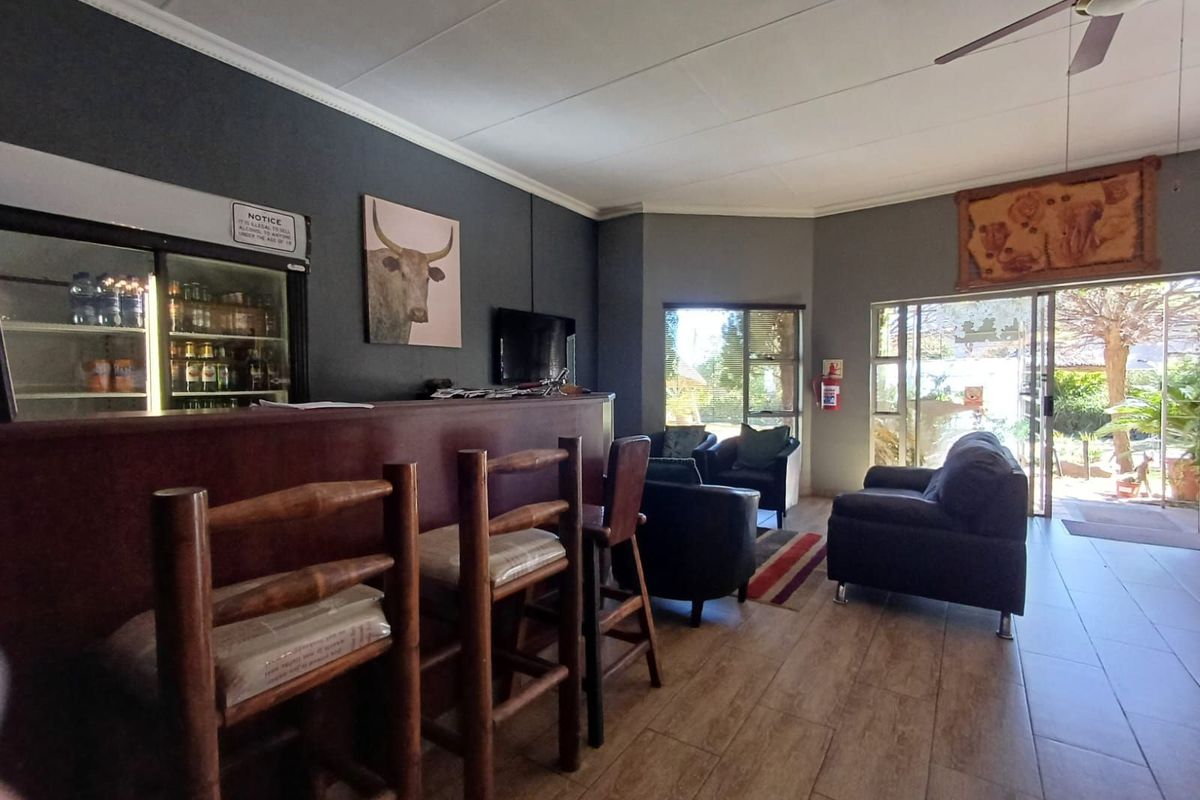 Guest House For Sale in Lichtenburg Central - Photo 5