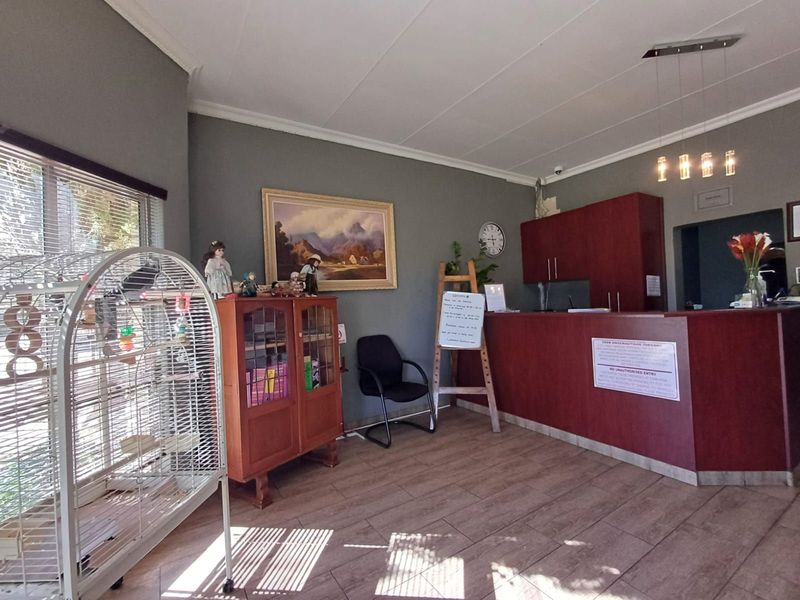 Guest House For Sale in Lichtenburg Central - Photo 6