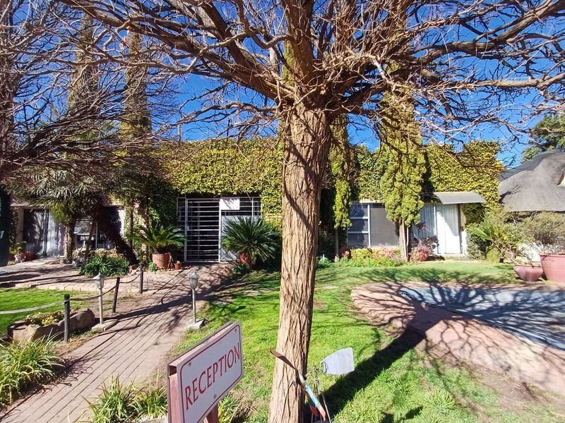 Guest House For Sale in Lichtenburg Central - Photo 3