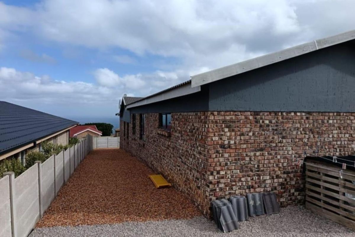 House For Sale in Dana Bay - Photo 4